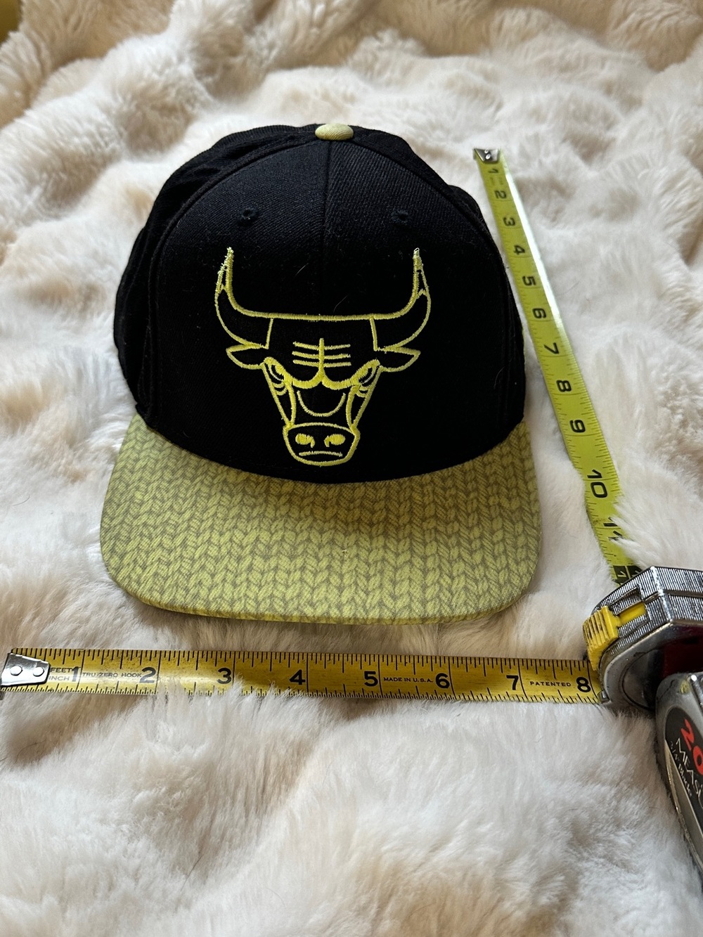 Black & Yellow Chicago Bulls Logo Adidas NBA Snapback Hat